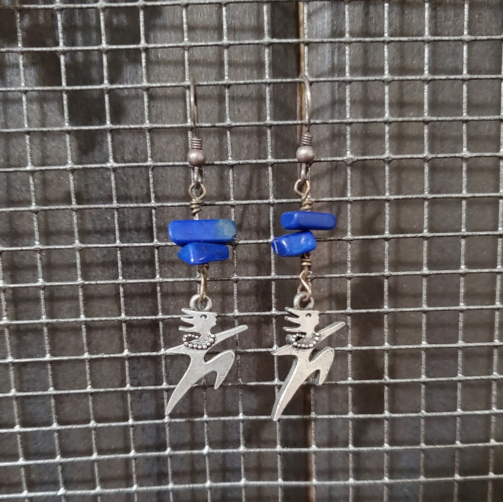 Tribal Man Dangling Earrings ⭐️